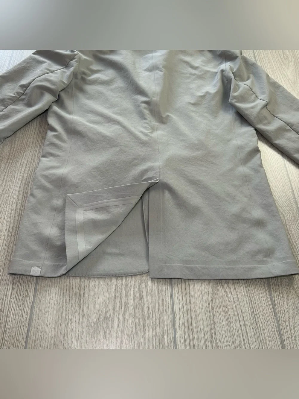 Lululemon New Venture Blazer Men’s M Gray Travel Sport Coat Tech Jacket LM3DAHS